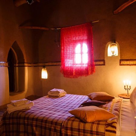مبيت وإفطار آيت بن حدو Kasbah Tebi المظهر الخارجي الصورة